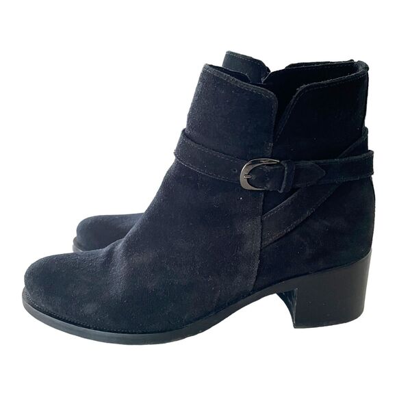 LA CANADIENNE Prince Waterproof Bootie Black Suede Size 8 - Picture 1 of 6